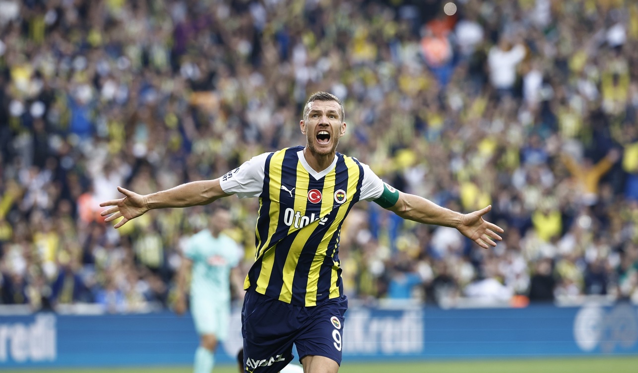 Edin Džeko zabio majstorski gol za Fener