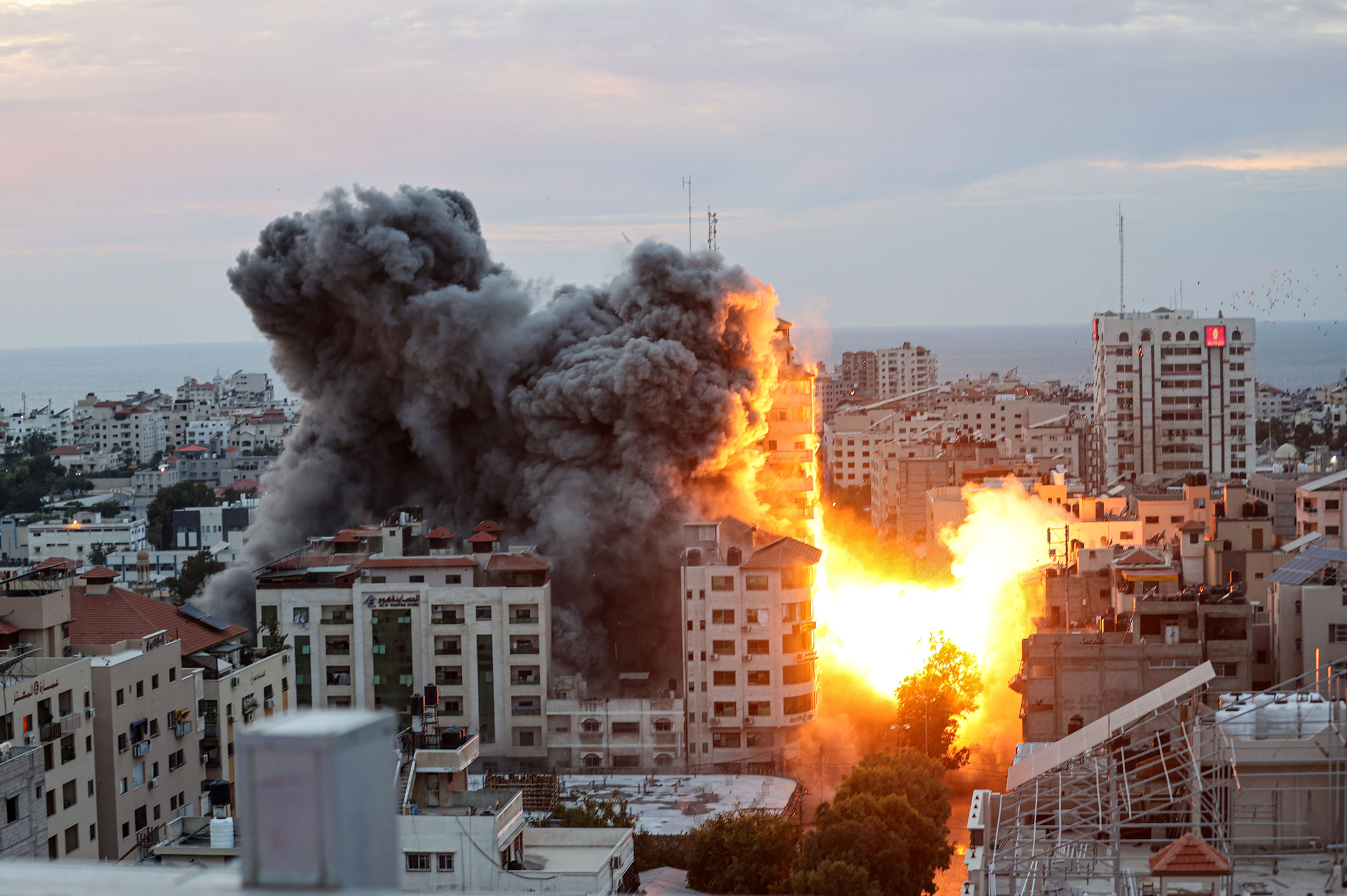 Broj ubijenih u napadu Hamasa na Izrael prešao 700 ljudi, više od stotinu kidnapovanih