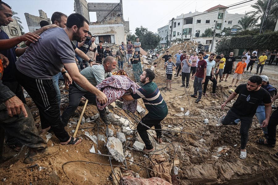 Hamas: Broj mrtvih u Gazi premašio 8.300, od toga je 3.457 maloljetnika