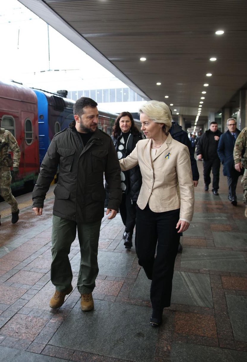 Von der Leyen u Kijevu želi potvrditi Ukrajini da je EU i dalje uz nju