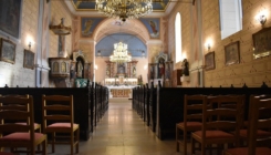 Hrvatska: Muškarac preminuo u crkvi punoj vjernika i pred očima supruge