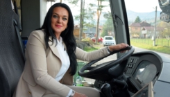 Edina Trako, majka troje djece za volanom autobusa: Živim svoj san, žene kada žele mogu sve