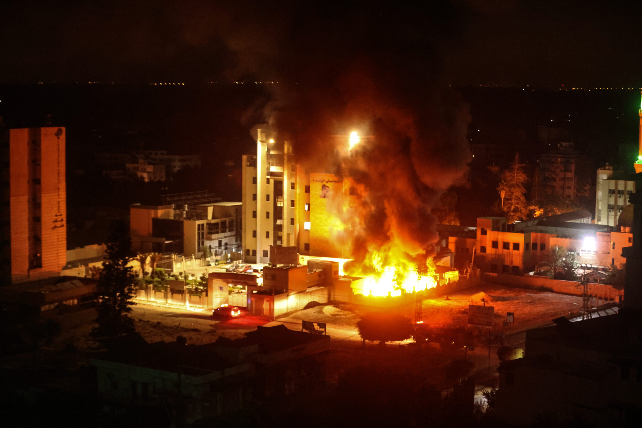 Gaza je u plamenu, gađaju se bolnice, džamije, električni generatori