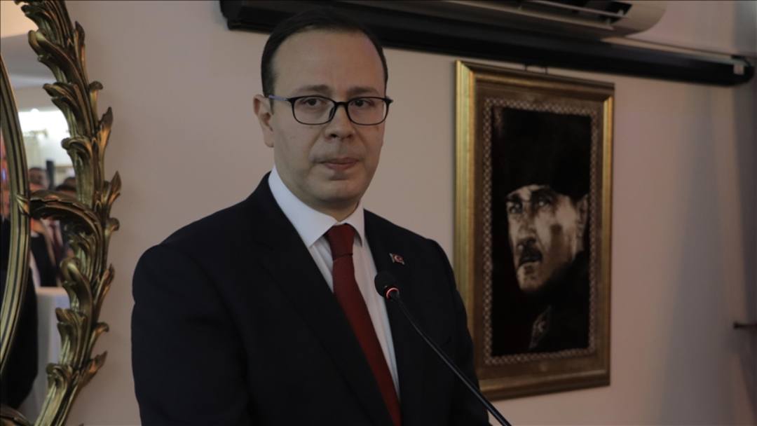 Ambasador Angili: Turska može dati doprinos dijalogu Kosova i Srbije