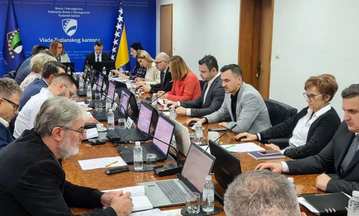 Vlada Tuzlanskog kantona donijela odluku o privremenom finansiranju