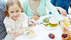Doktori sa Harvarda otkrivaju: Evo šta je najlošiji izbor doručka za djecu, ali i odrasle