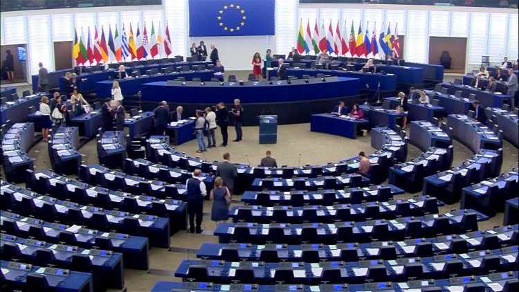 Evropski parlament usvojio Rezoluciju: Poziv na uvođenje sankcija Dodiku i "destablizirajućim faktorima" u BiH
