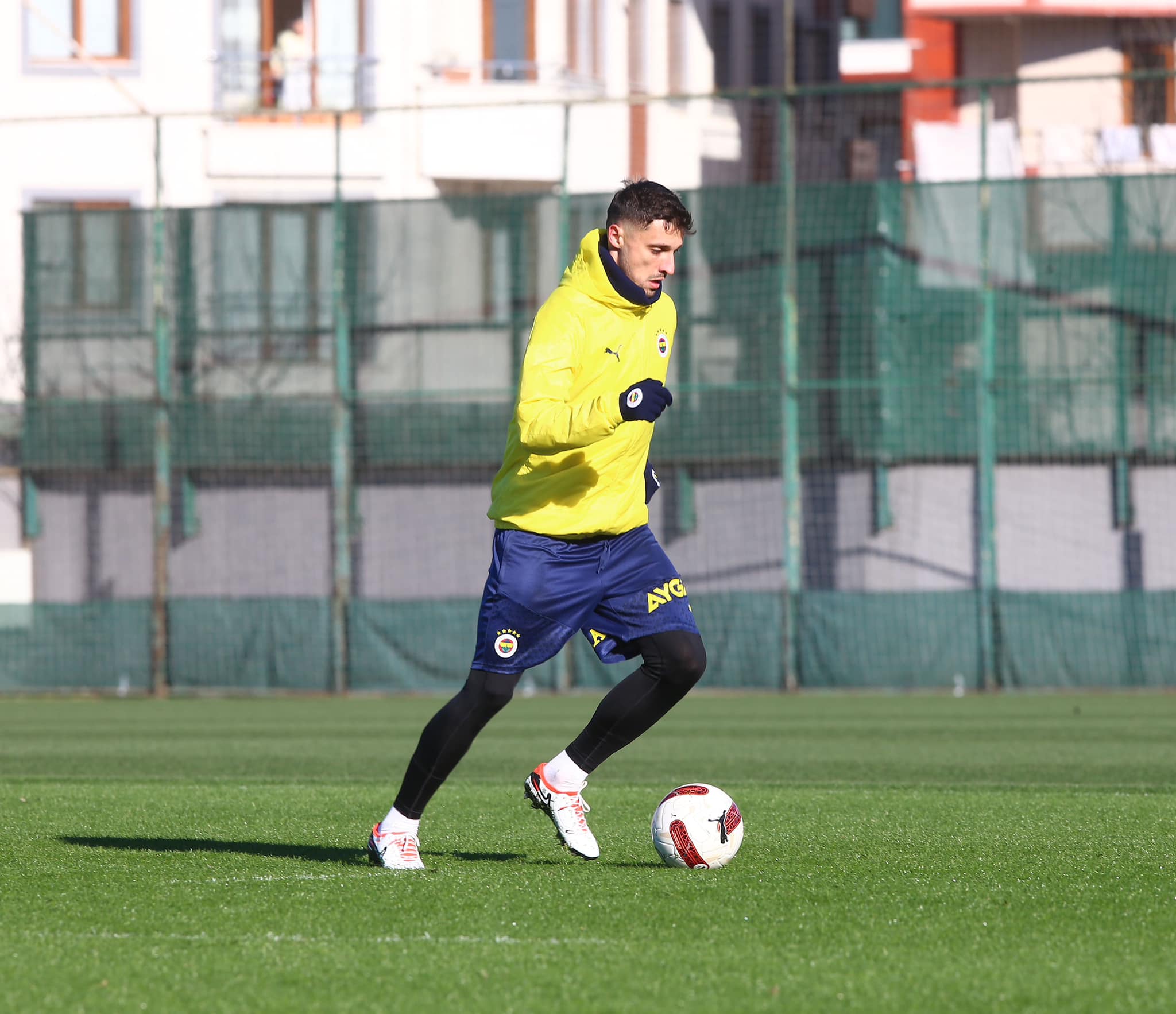 Oglasio se Krunić nakon potpisa za Fener i otkrio šta ga posebno motiviše