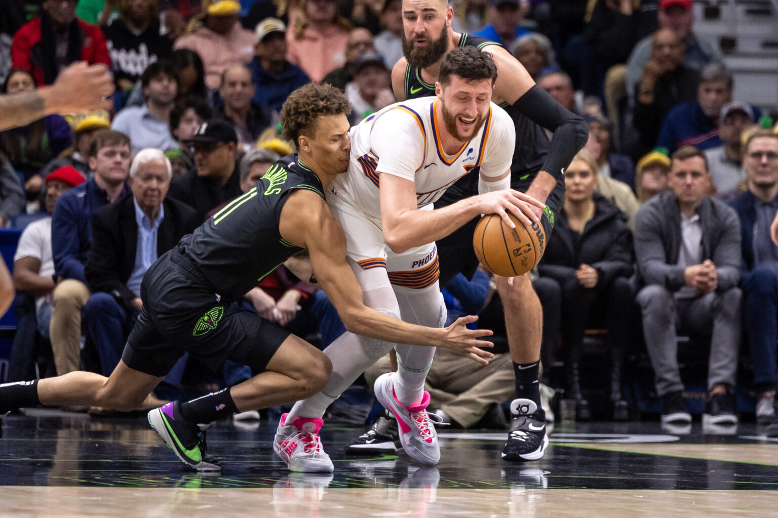 Nurkić dominirao ispod koša, double-double Jokića u Bostonu