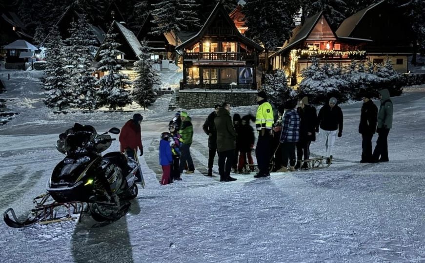 Muškarac motornim sankama udario dijete