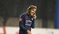 Luka Modrić neće obnoviti ugovor sa "kraljevskim klubom": Mogao bi i završiti karijeru?