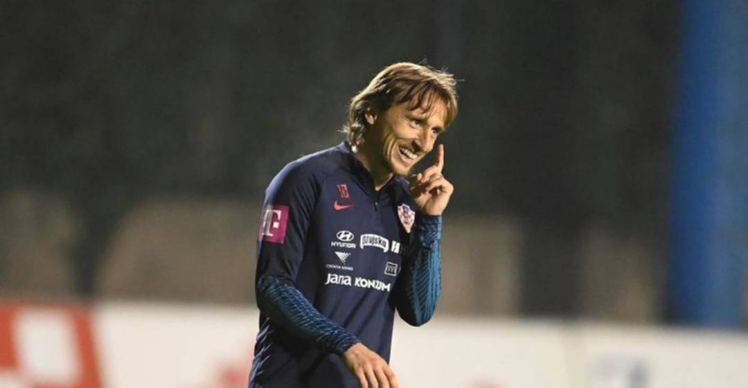 Luka Modrić neće obnoviti ugovor sa "kraljevskim klubom": Mogao bi i završiti karijeru?