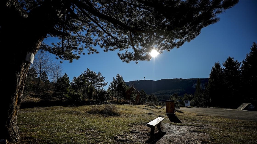 U većem dijelu Bosne sunčano, u Hercegovini više oblačnosti