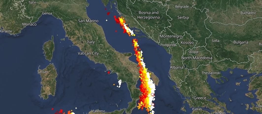 Atmosfera iznad Jadrana "puca": Lovci na oluje otkrili razlog