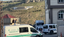 Policija u cisterni pronašla 52 migranta, među kojima dvoje preminulih i sedmero bez svijesti