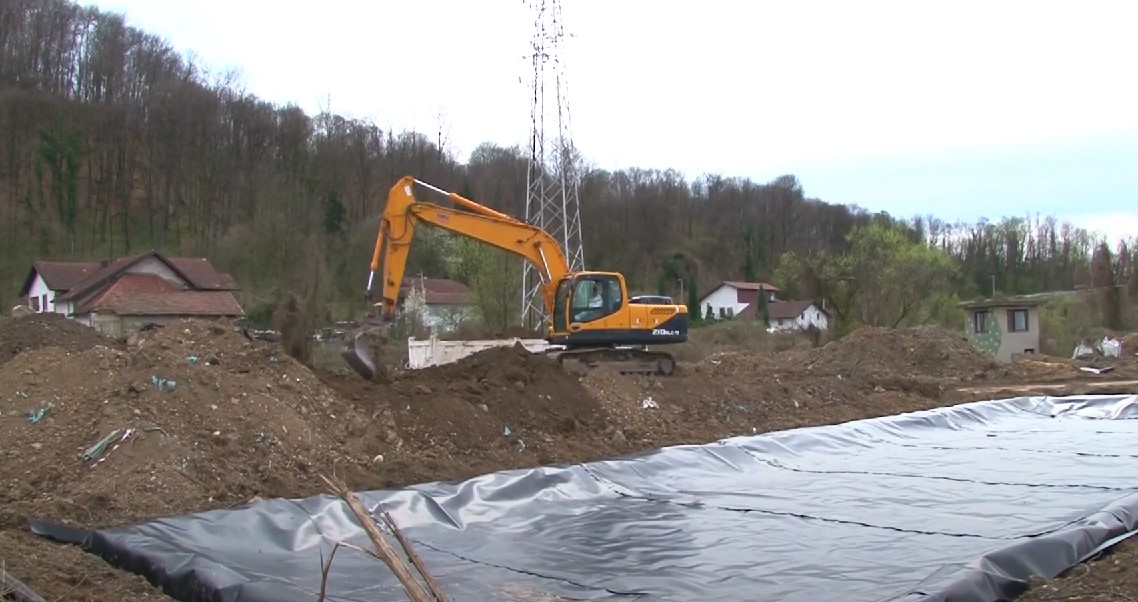 Nakon više od 17 godina počelo uklanjanje otpada iz postrojenja HAK Tuzla