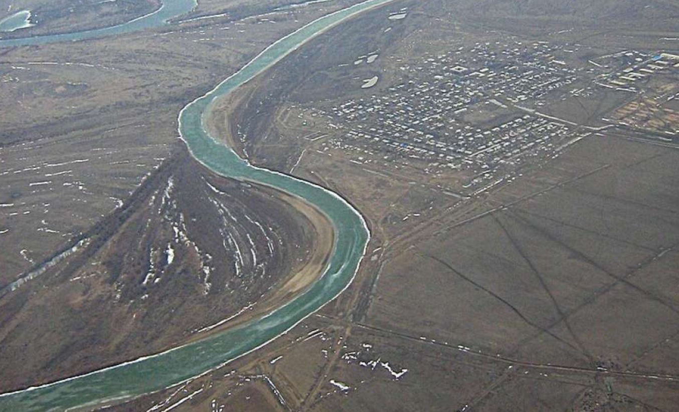 Rijeka Ural probila branu u Rusiji, više od 700 evakuisanih