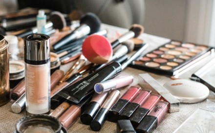 Novi beauty trend: Makeup proizvod kojim su svi opsjednuti