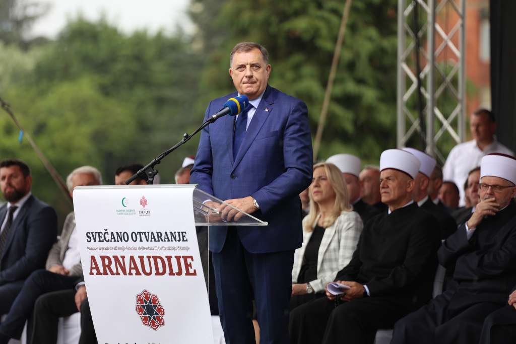 Dodik na otvorenju Arnaudije poručio: Rušenje je bilo greška i čin bezumlja, želim da živimo u miru