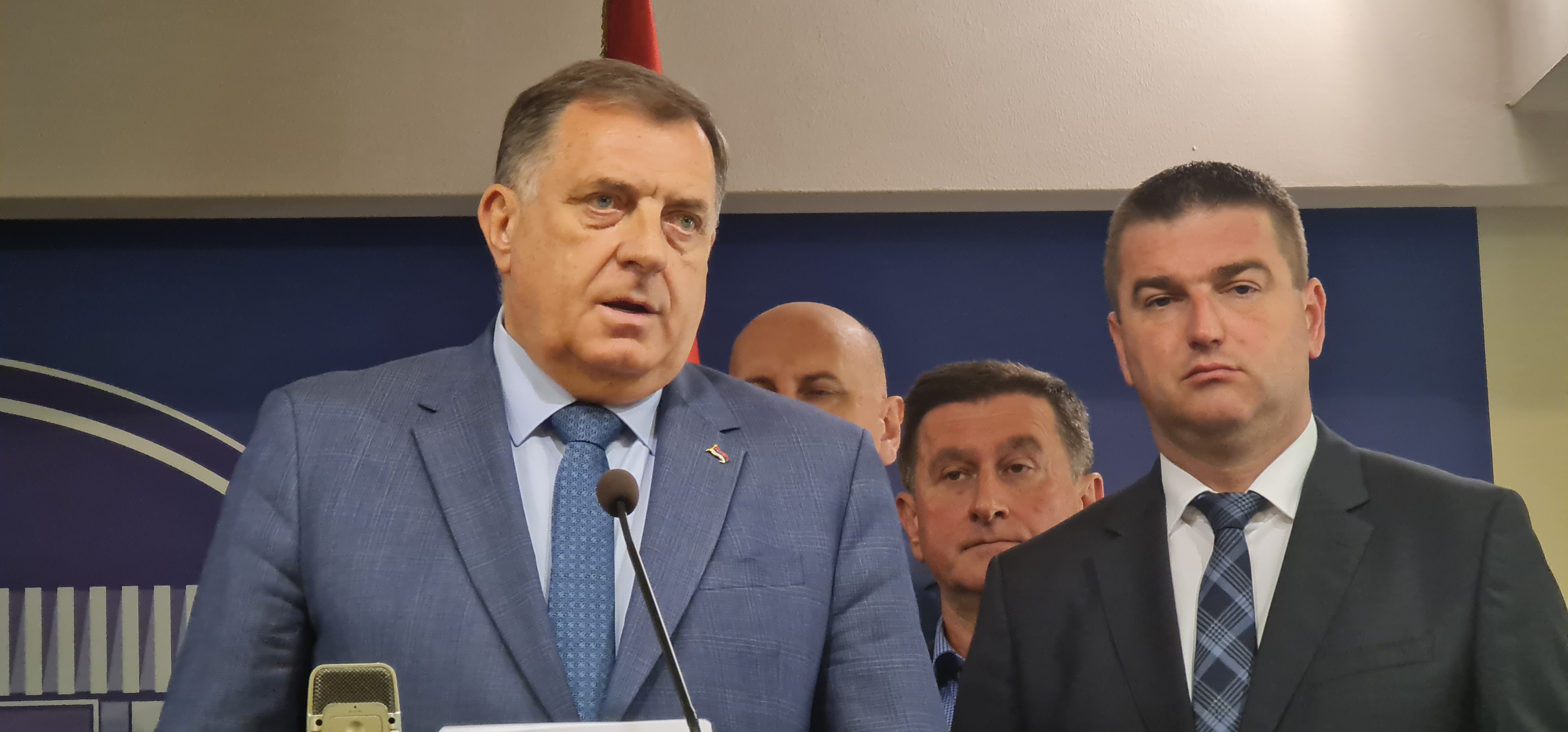 Dodik danas poručio: Zalažem se za bojkot izbora