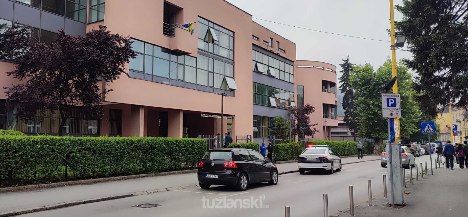 Lažna dojava u KŠC Sveti Franjo u Tuzli: Na Instagram profil direktorice stigla obavijest o postavljenoj bombi