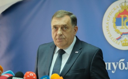 Dodik tvrdi da Republika Srpska neće primjenjivati presudu Ustavnog suda