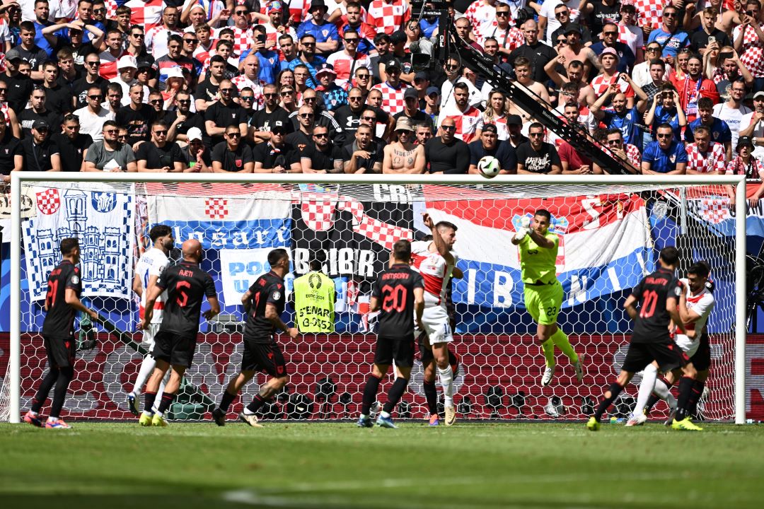 UEFA otvorila istragu protiv Hrvatske i Albanije