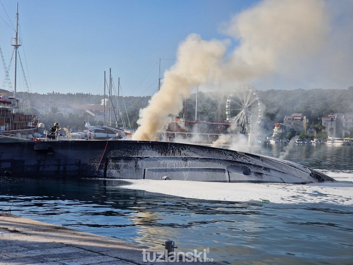 Hercegovački biznismen kupio vatrogascima novu opremu i dao donaciju nakon požara na jahti