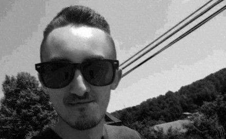 Preminuo 32-godišnji Aldin Mujkić: Fukare se oprostile od druga sa tribine