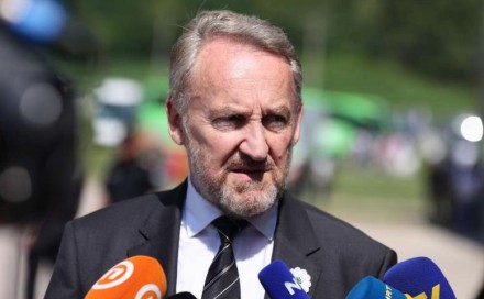 Izetbegović: Dodik ulazi u živo blato iz kojeg se neće moći izvući