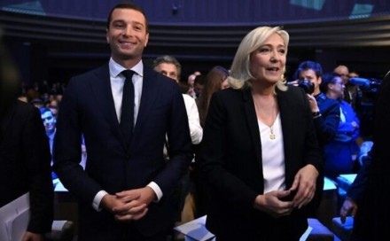 Francuska krajnja desnica neće osvojiti apsolutnu većinu u parlamentu