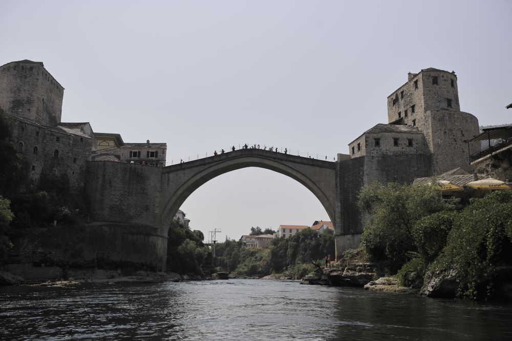 Višestoljetna tradicija i kulturna baština: Završeni 458. skokovi sa Starog mosta u Mostaru