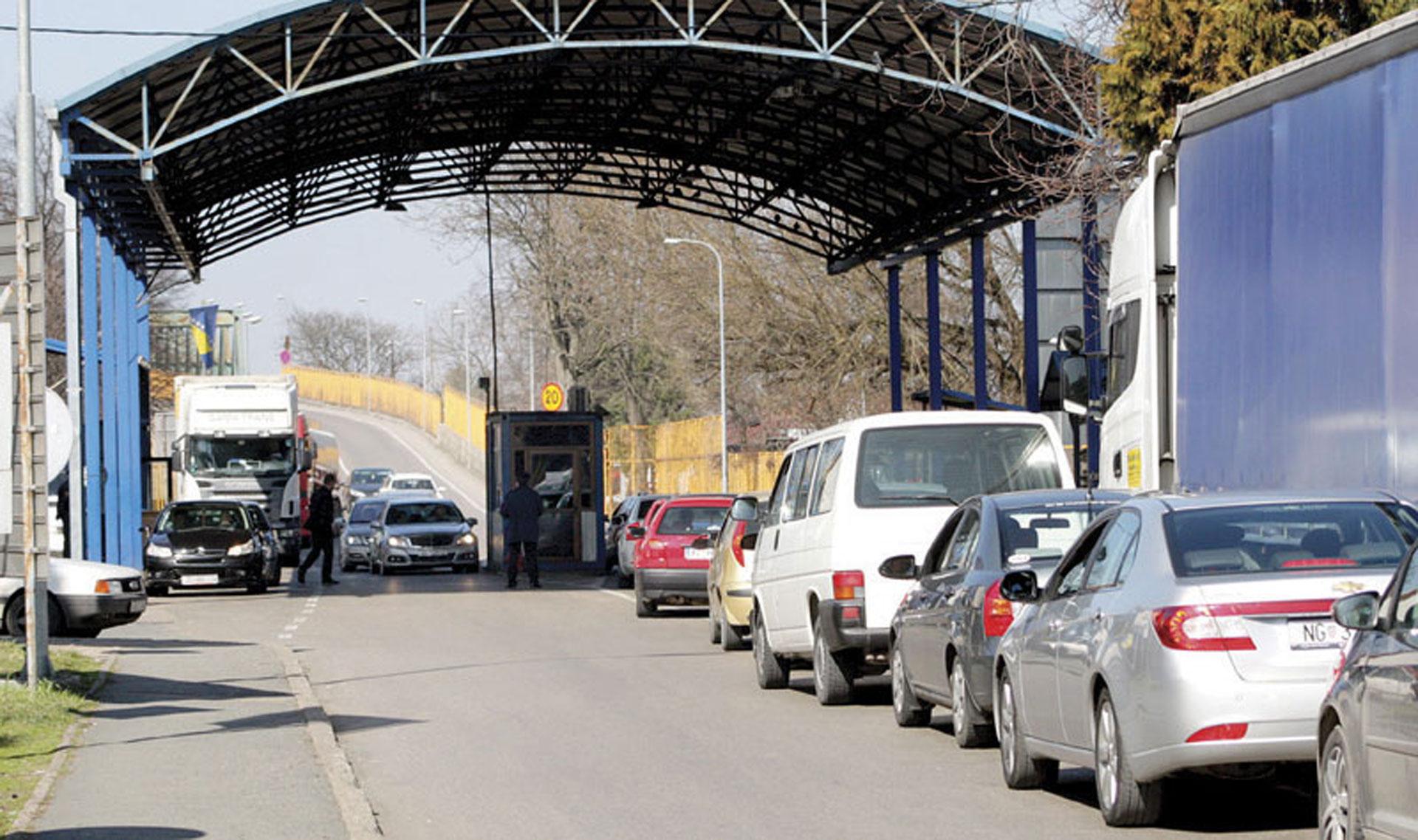 Pojačana frekvencija vozila na dva granična prelaza, aktuelni i radovi na cestama