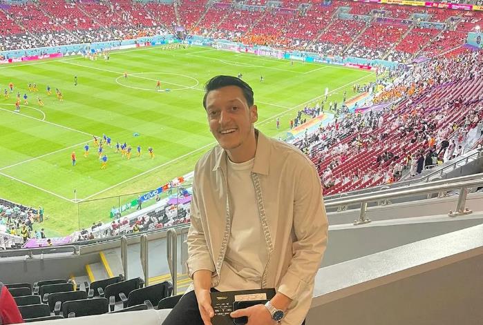 Nevjerovatna transformacija: Pogledajte kako danas izgleda Mesut Özil