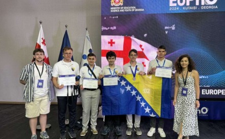 Tuzlanski učenik Muhamed Numanović osvojio bronzanu medalju na Evropskoj olimpijadi iz fizike