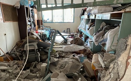 Najmanje 31 mrtvih u izraelskom napadu na bolnicu u školi u Gazi