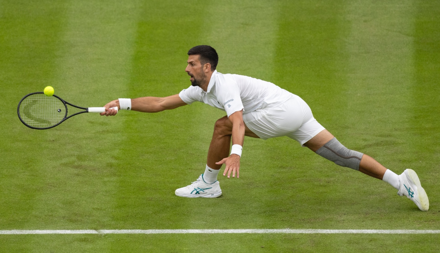 Novak Đoković rutinski do drugog kola Wimbledona