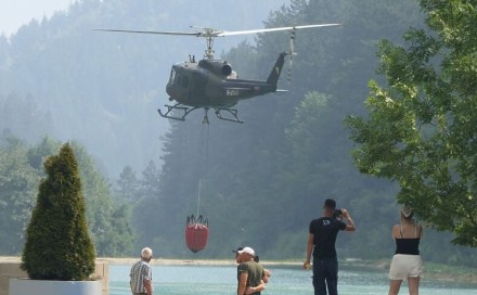 Helikopter Oružanih snaga BiH srušio se u Jablaničko jezero tokom vježbe