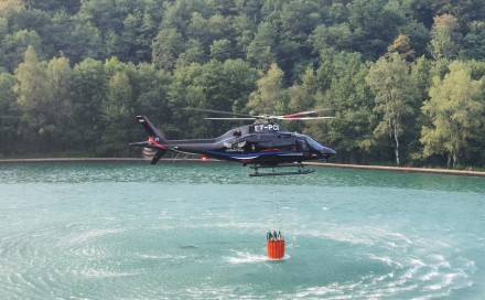 Požar na Tjentištu stavljen pod kontrolu, helikopteri lete u pomoć Bileći