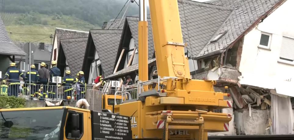 Urušio se hotel u Njemačkoj: Jedna osoba poginula, osam povrijeđeno