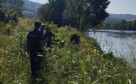 Na obali rijeke Drine pronađeno tijelo bebe