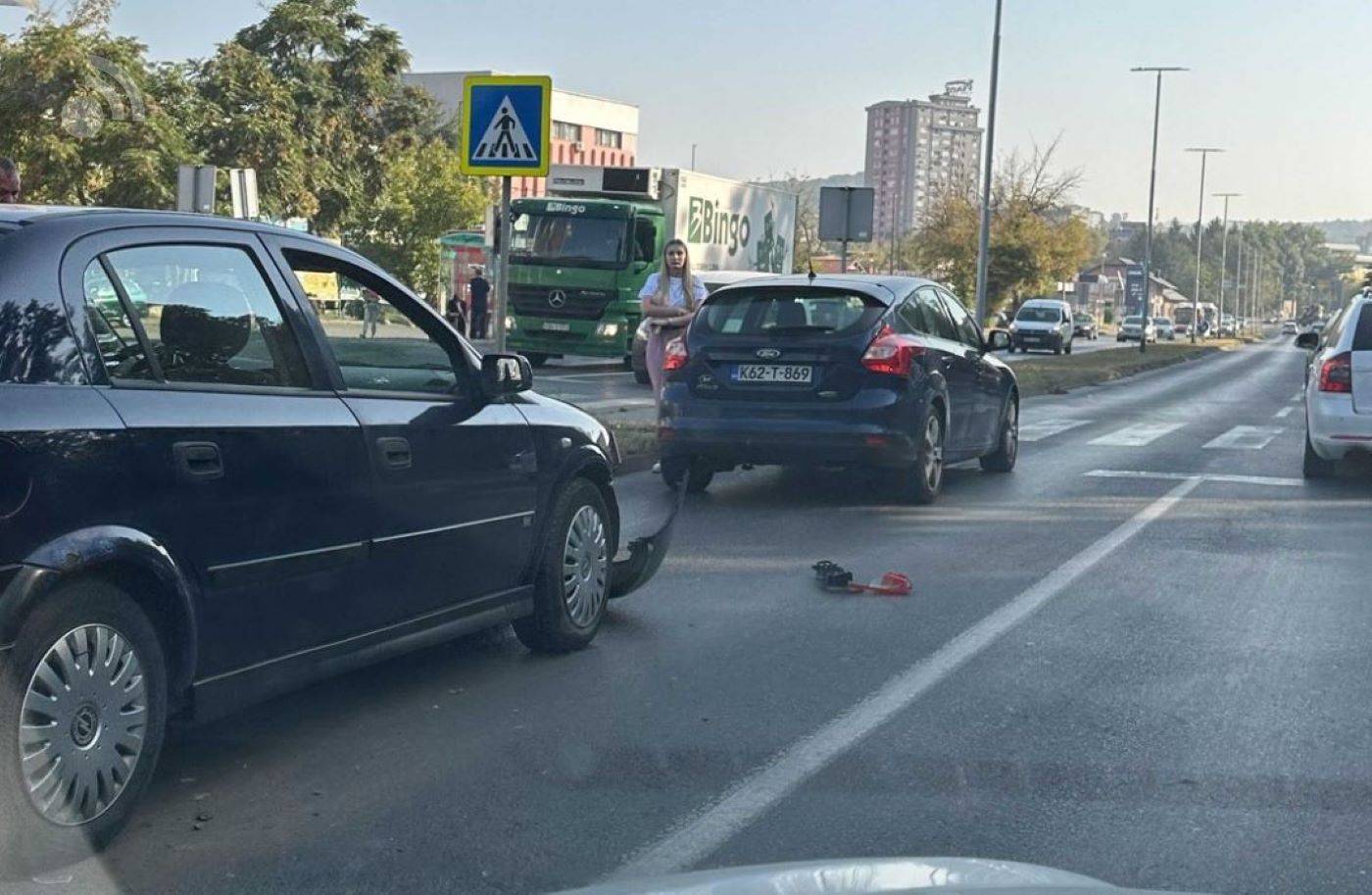 Saobraćajna nezgoda na južnoj magistrali: Učestovala dva putnička automobila