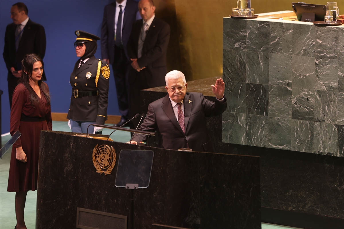 Mahmoud Abbas: Zaustavite genocid i ubijanje djece i žena i prestanite slati oružje u Izrael