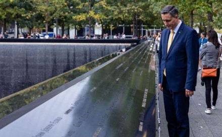 Bećirović odao počast žrtvama terorističkog napada u New Yorku