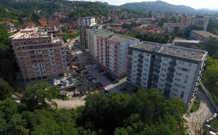 Kupci stanova u tuzlanskom naselju Oaza organizuju mirne proteste: Ne želimo postati novi 15. maj