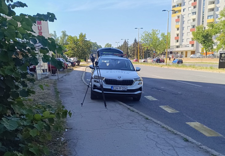 Prilagodite brzinu: Evo gdje vas čekaju radari u Tuzlanskom kantonu prvog dana vikenda