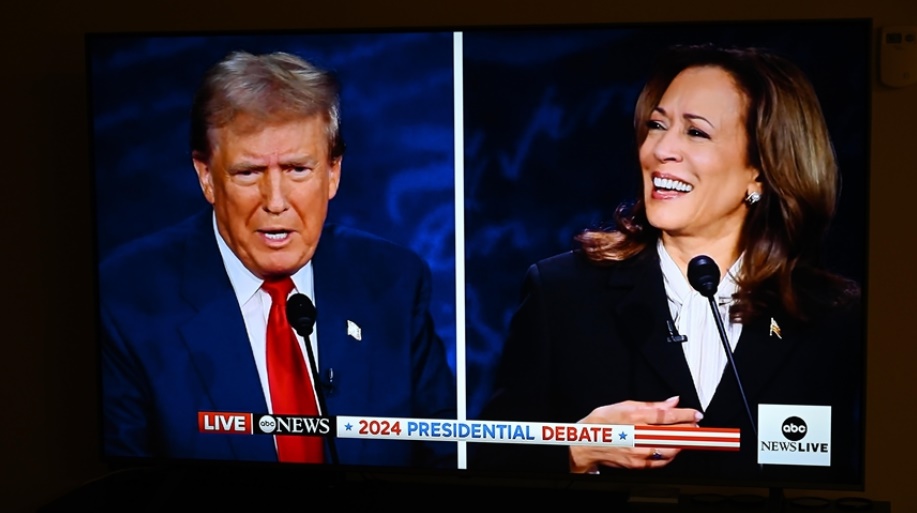 Ankete pokazuju da je Kamala Harris bila bolja od Trumpa u predsjedničkoj debati