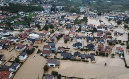 Alarmantno stanje u Kiseljaku: Zbog obilnih padavina odgađa se nastava