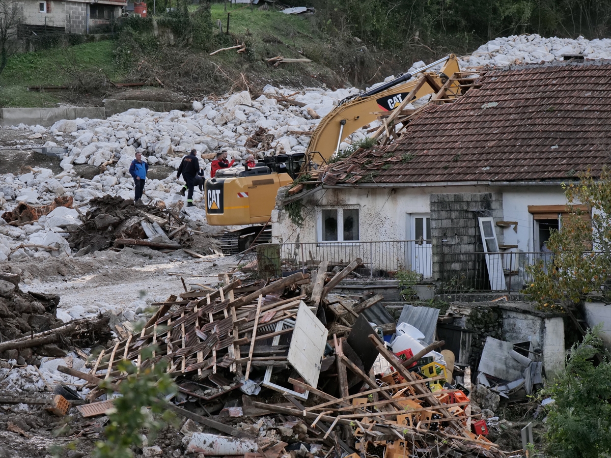 Prve procjene: Oko 50 miliona štete u Jablanici, oštećeno više od 200 objekata