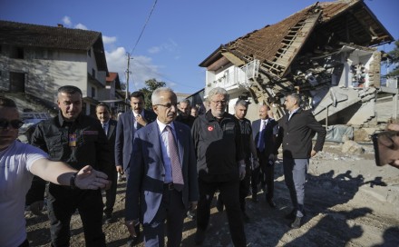 Turski ministar posjetio Buturović Polje: Turska će učiniti sve da pomogne pogođenim porodicama